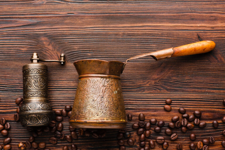 The History of Coffee: From Ancient Beginnings to Modern Brews