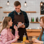 HOW TO CHOOSE A COFFEE SHOP: WHAT TO LOOK FOR